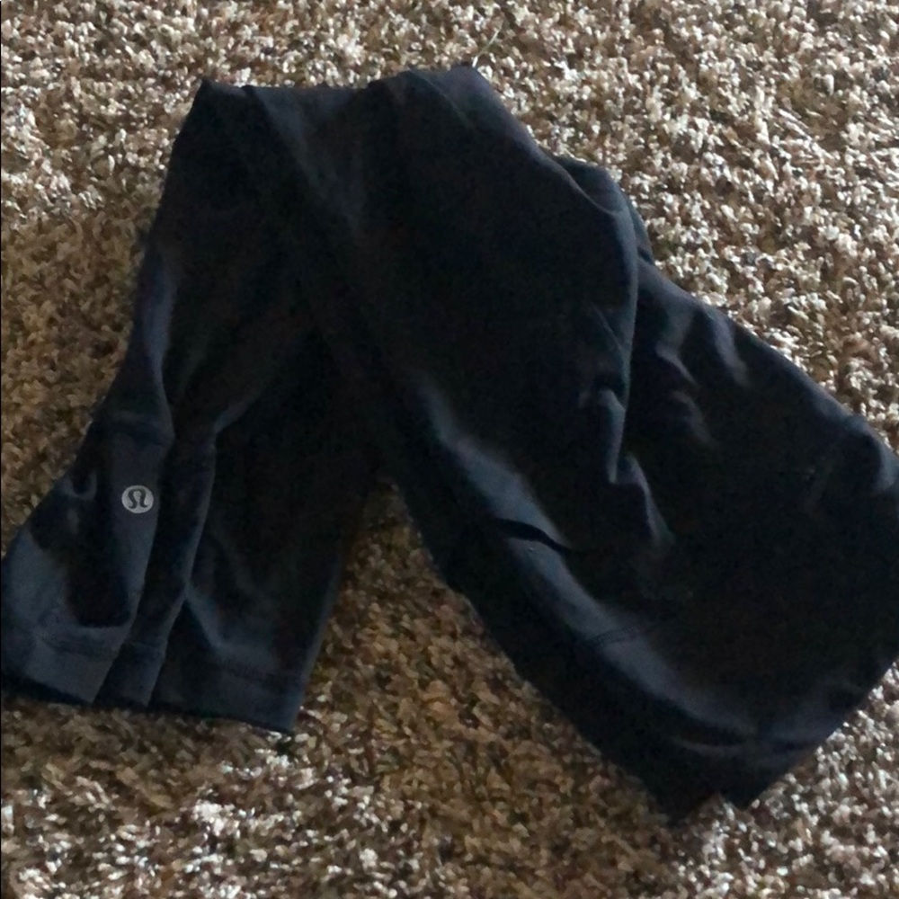 Lululemon black leggings